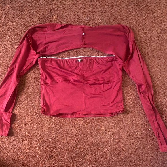 Y2K BURGUNDY RED TUBE TOP WITH BOLERO SHRUG OUTERWEAR - Picture 2 of 2